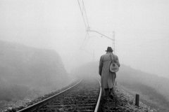 CON LA MUSICA A OTRA PARTE